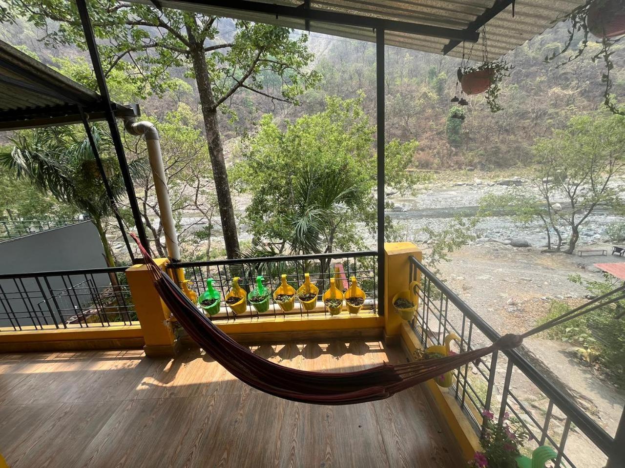Utsav Riverbank Homestay Haldwāni Exterior foto